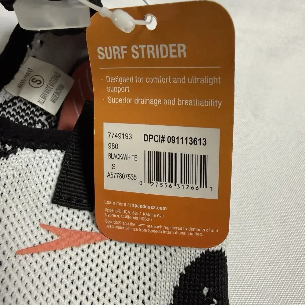 Speedo Junior Surf Strider Water Shoes Socks Small 11-12 White/Black NWT